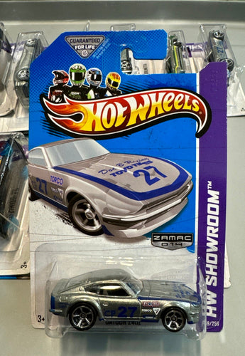 2013 Hot Wheels Showroom 