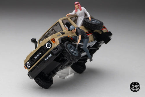 DiecastTalk Arab Exclusive GCD 1/64 Toyota Land Cruiser w/ Figures - American Stanced