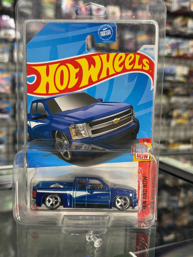 Load image into Gallery viewer, Hot Wheels &quot;Custom&quot; Then &amp; Now Chevy Silverado - American Stanced
