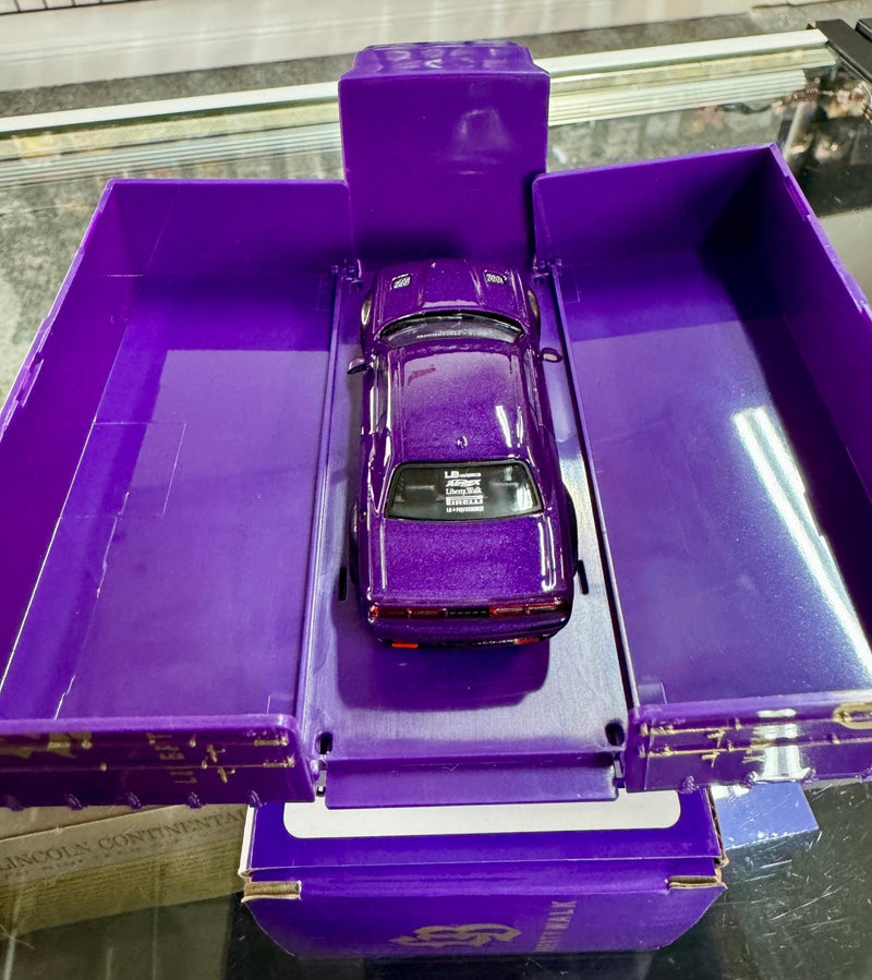 Load image into Gallery viewer, Tarmac Works 1:64 Japan Exclusive LBWK Dodge Challenger Purple Plum Crazy with Truck Packaging - American Stanced
